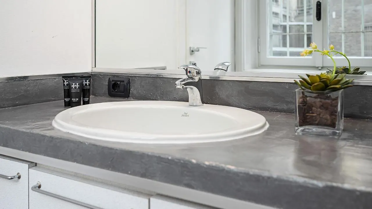 Italianway - Galleria Unione Apartment Milan Italy